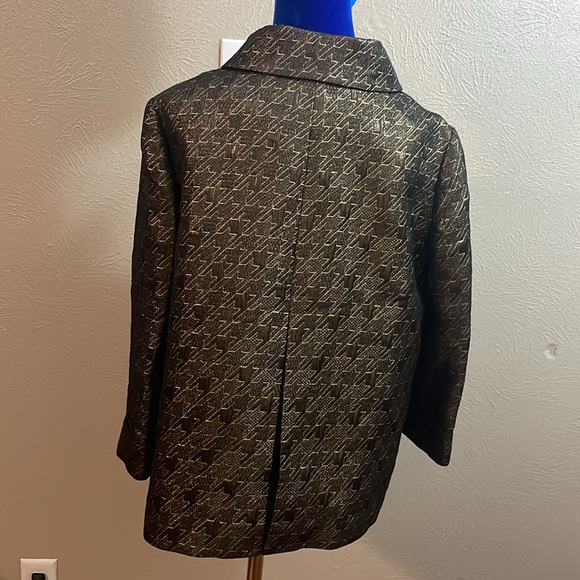 Badgley Mischka formal suit - Picture 4 of 10